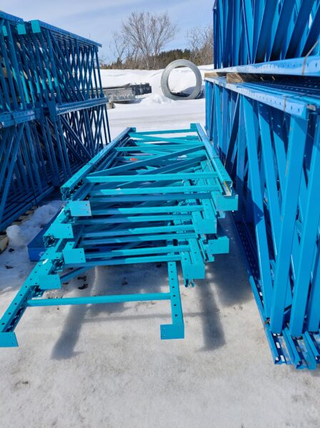 Patte (Model RR) 36¨X13'8¨ (Racking Turquoise)